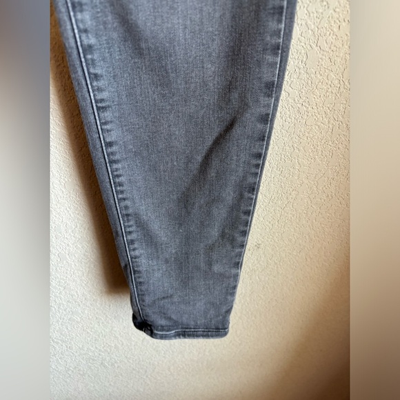 PAIGE Gray Verdugo Mid-Rise Ultra Skinny Jeans 30 - Picture 5 of 9